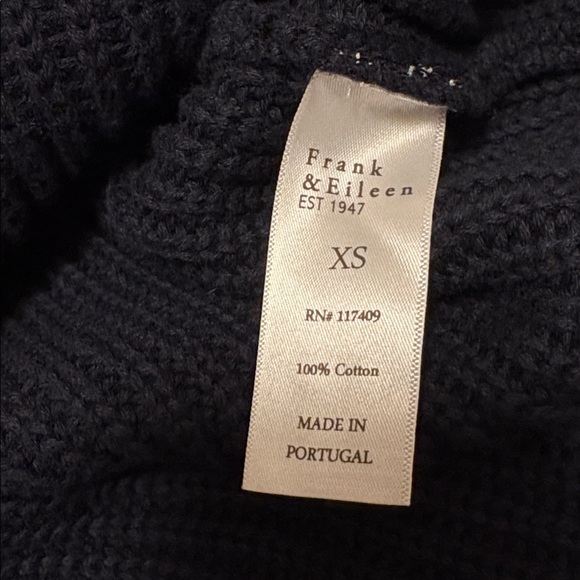 BNWT Frank & Eileen Montecito Sweater in Marine - Picture 10 of 10